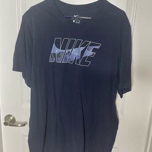 Nike Logo Mens Shirt Used XXL